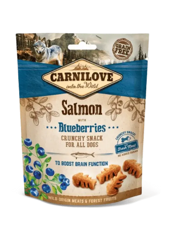 carnilove skanėstai šunims crunchy salmon with blueberries 200gr